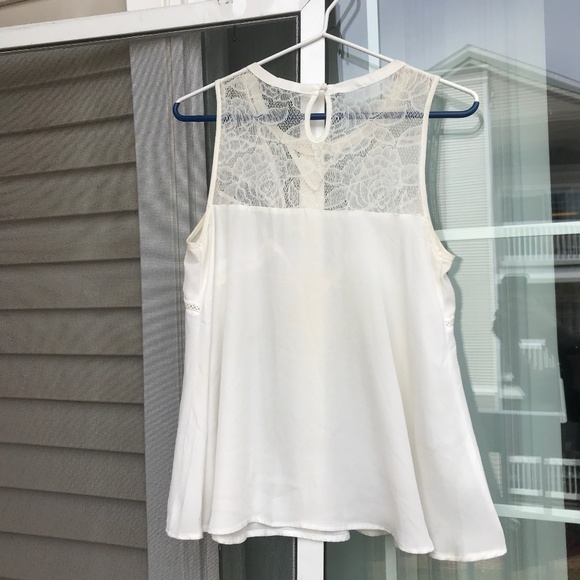 TOBI White Lace Sheer Tank - Picture 2 of 2